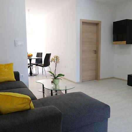 Apartmani Miki Split Bagian luar foto