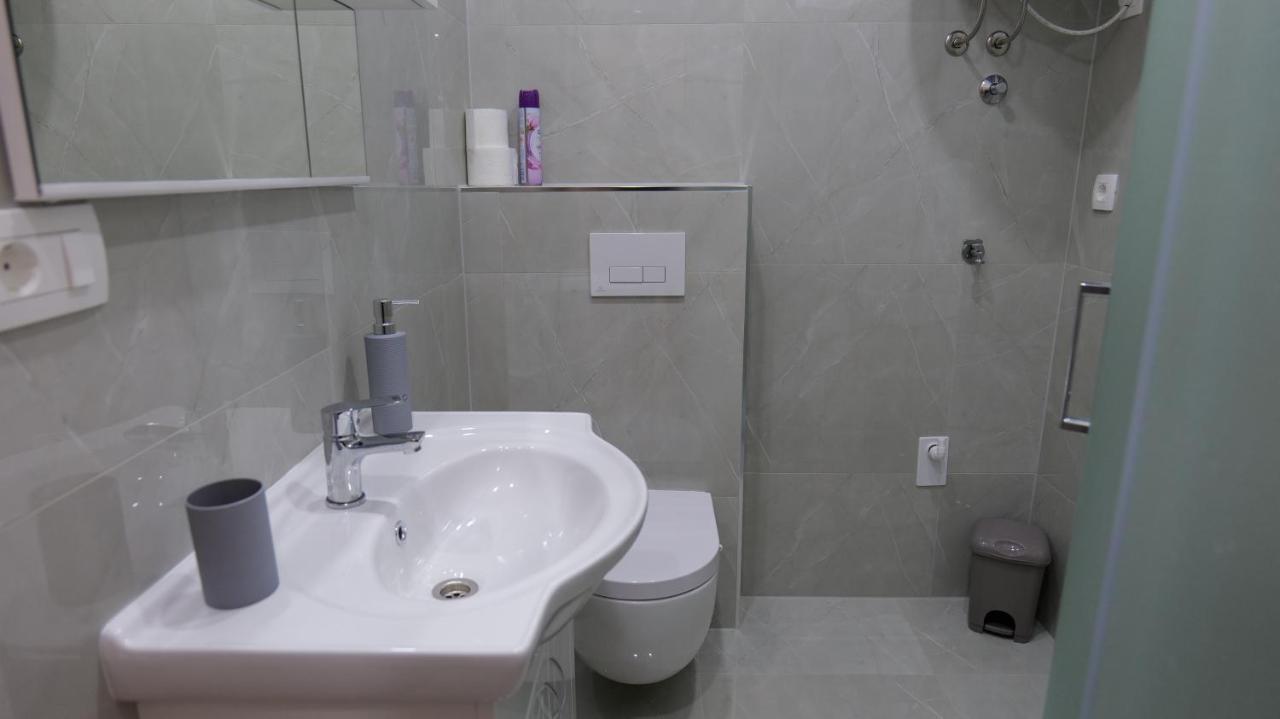 Apartmani Miki Split Bagian luar foto