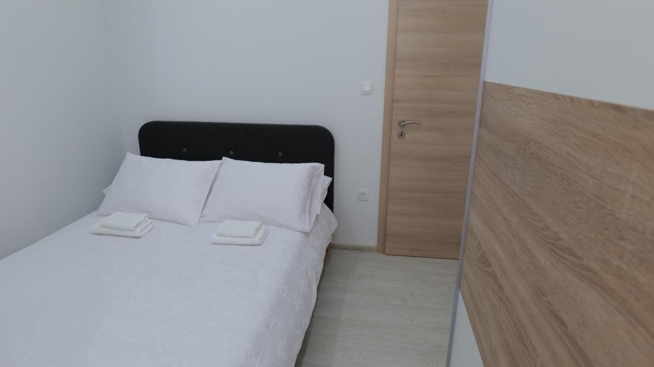Apartmani Miki Split Bagian luar foto