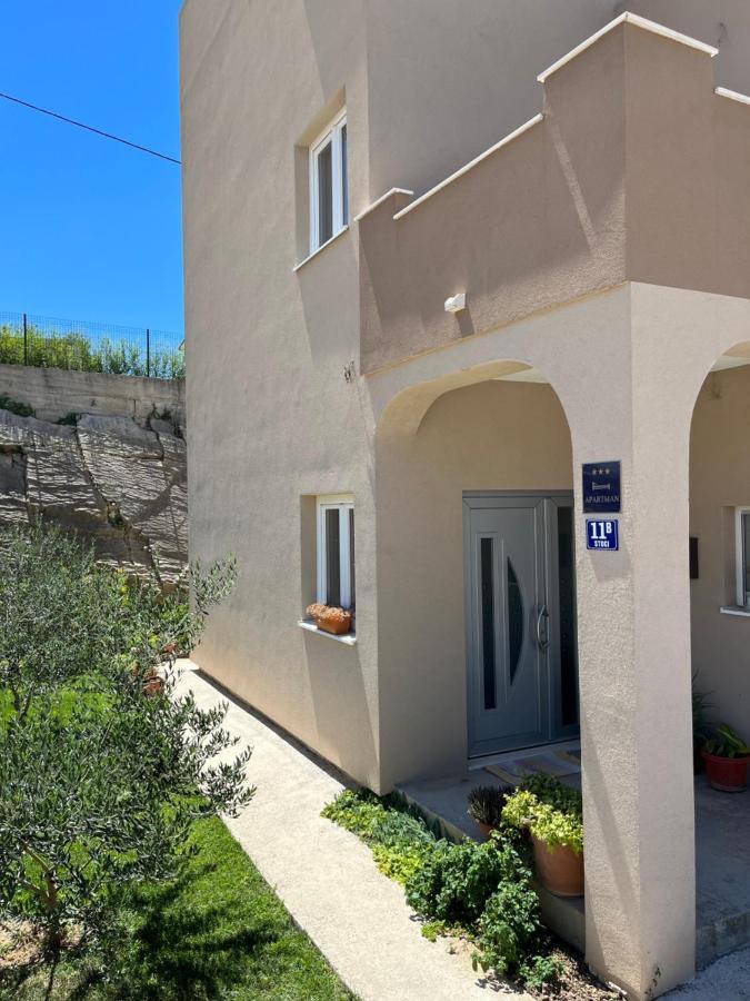 Apartmani Miki Split Bagian luar foto